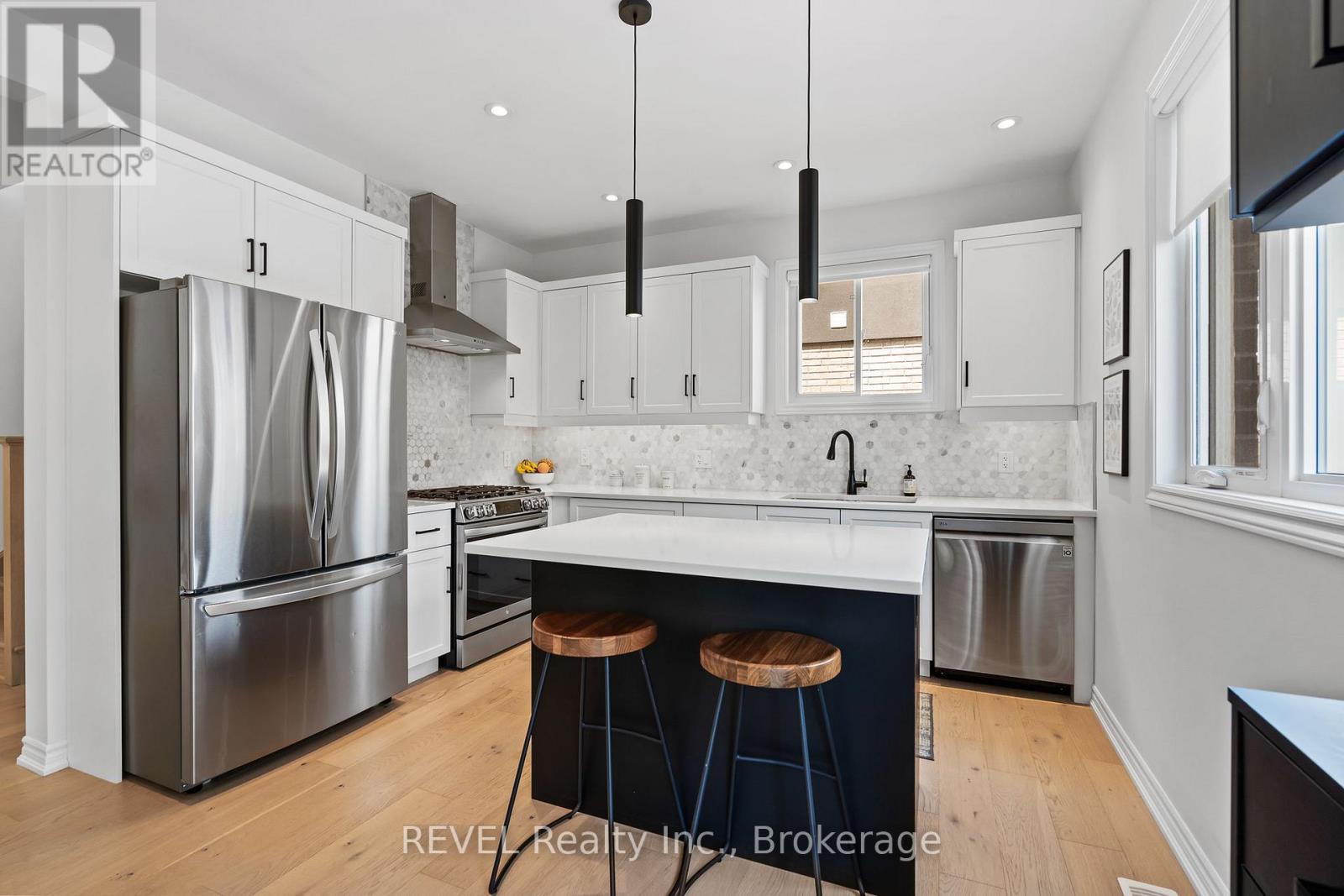 8045 Brookside Drive, Niagara Falls, Ontario  L2H 3T9 - Photo 14 - X12470911