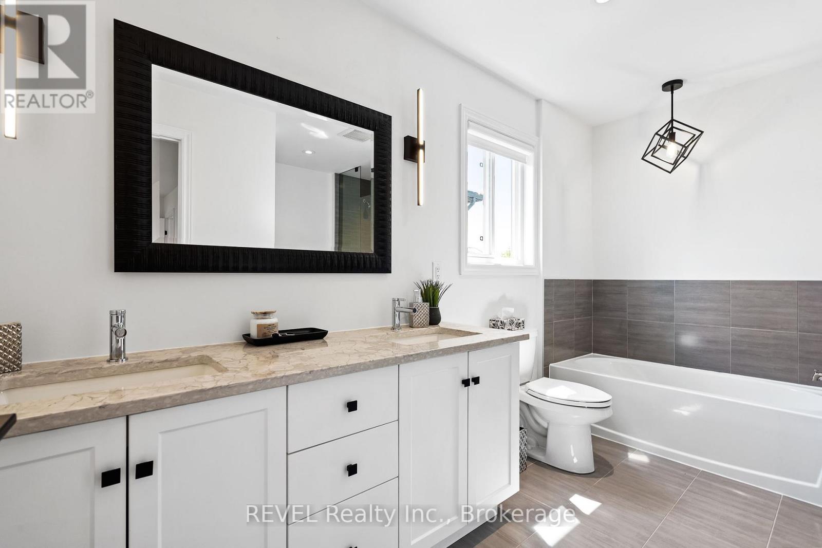 8045 Brookside Drive, Niagara Falls, Ontario  L2H 3T9 - Photo 29 - X12470911