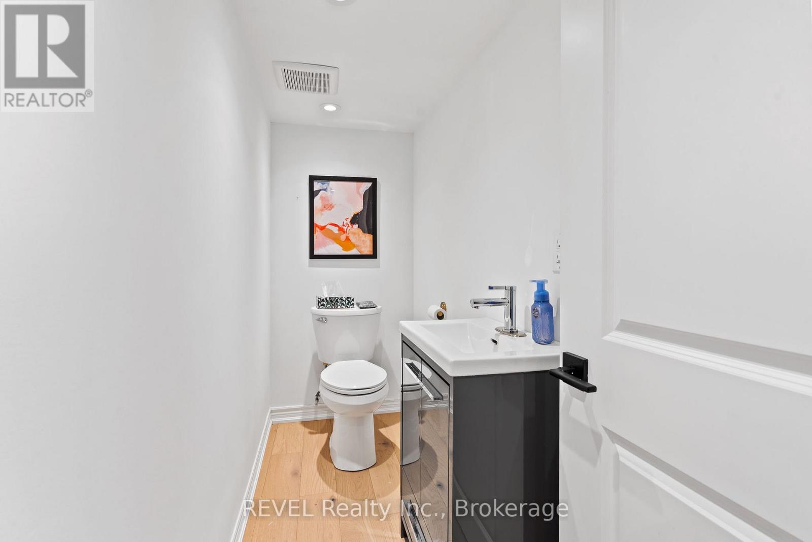 8045 Brookside Drive, Niagara Falls, Ontario  L2H 3T9 - Photo 37 - X12470911