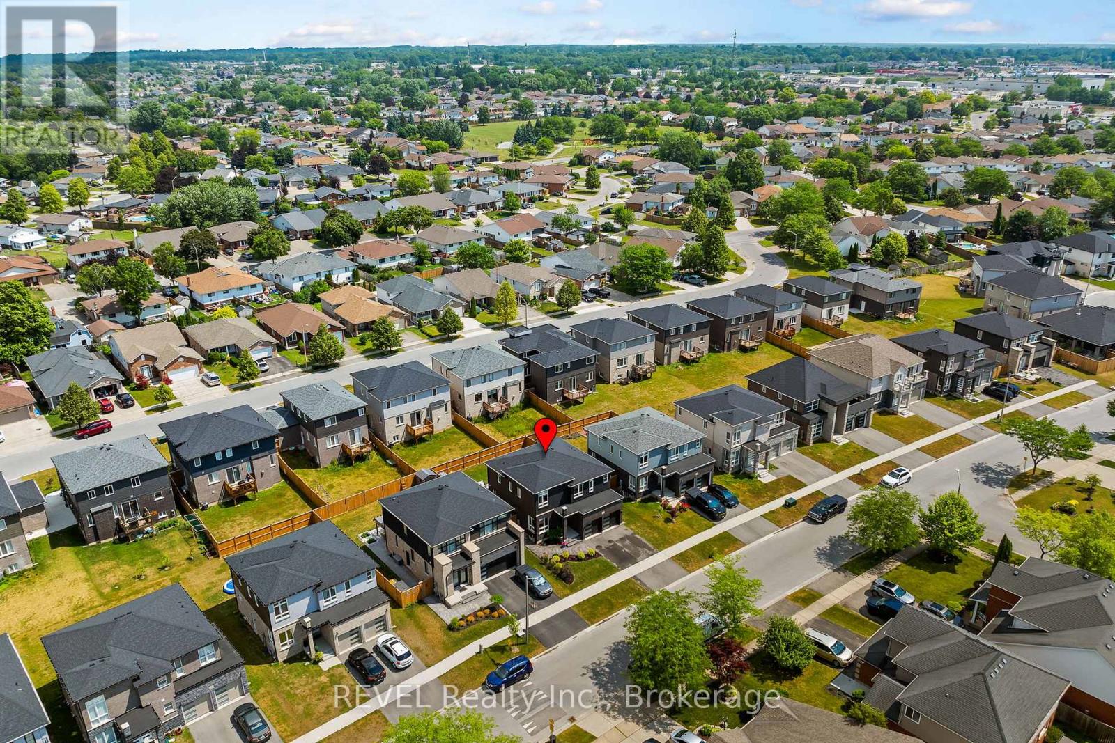 8045 Brookside Drive, Niagara Falls, Ontario  L2H 3T9 - Photo 46 - X12470911