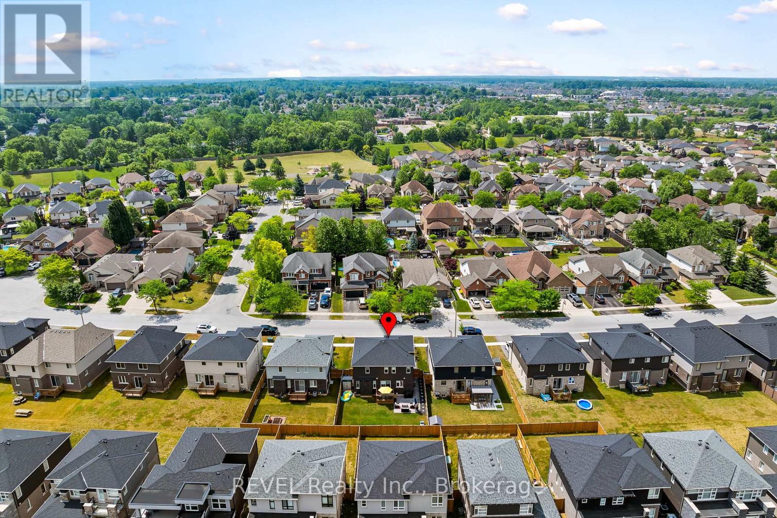 8045 Brookside Drive, Niagara Falls, Ontario  L2H 3T9 - Photo 48 - X12470911