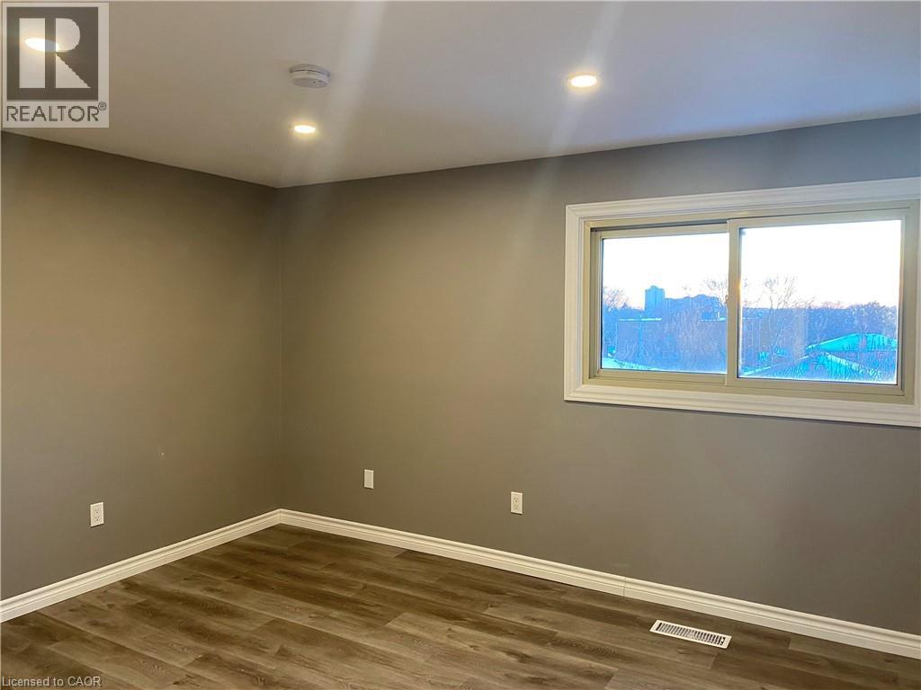187 Grulke Street Unit# 34, Kitchener, Ontario  N2A 2S6 - Photo 2 - 40779589