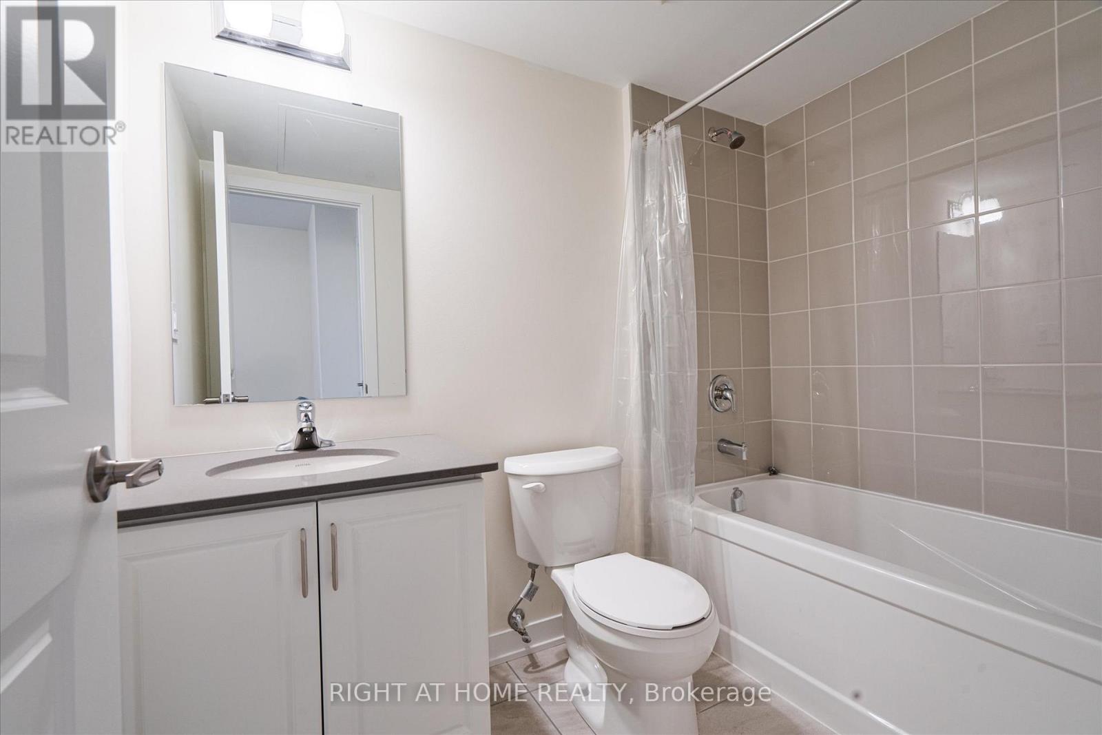 305 - 755 Omega Drive, Pickering, Ontario  L2V 0H1 - Photo 11 - E12470913