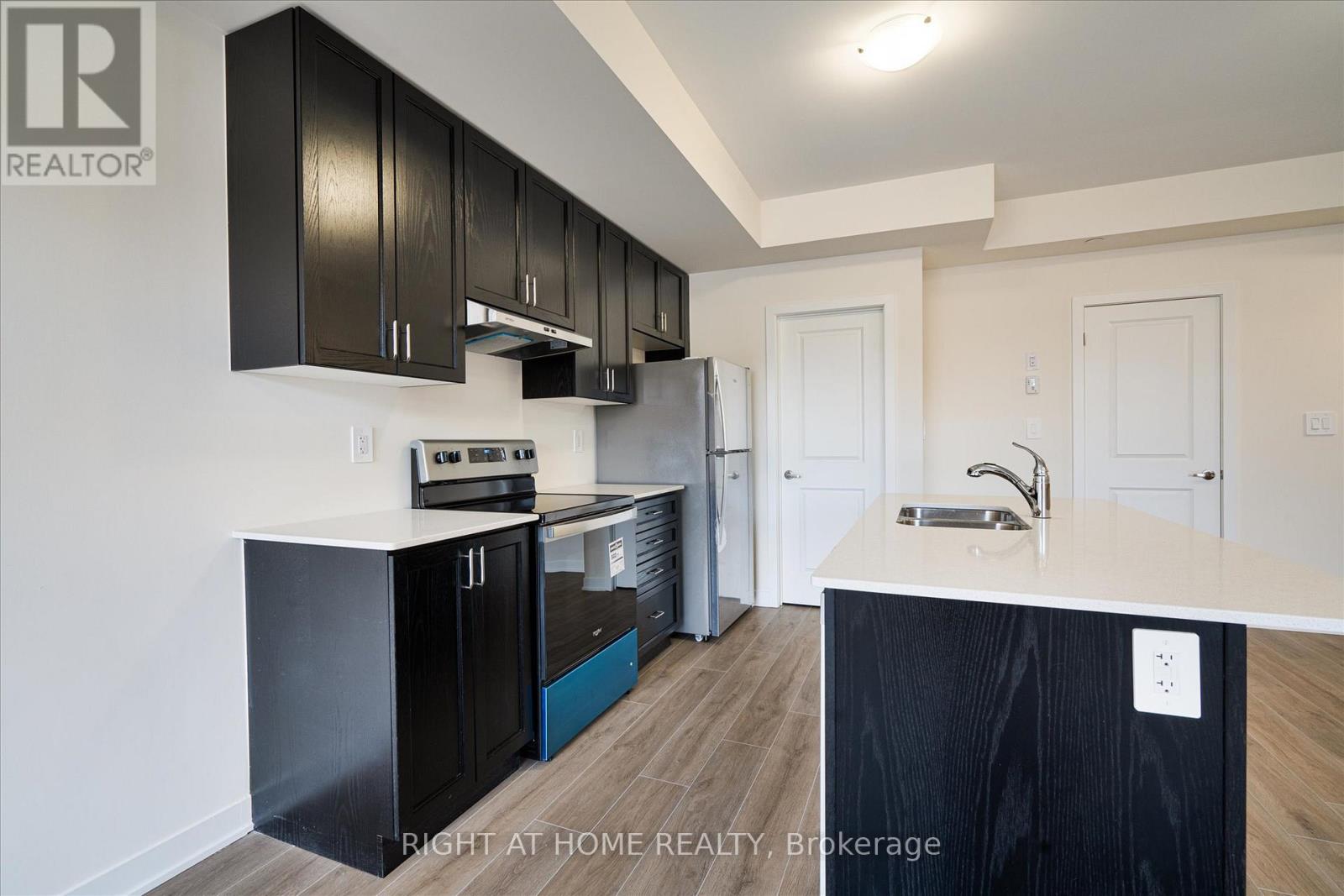 305 - 755 Omega Drive, Pickering, Ontario  L2V 0H1 - Photo 6 - E12470913