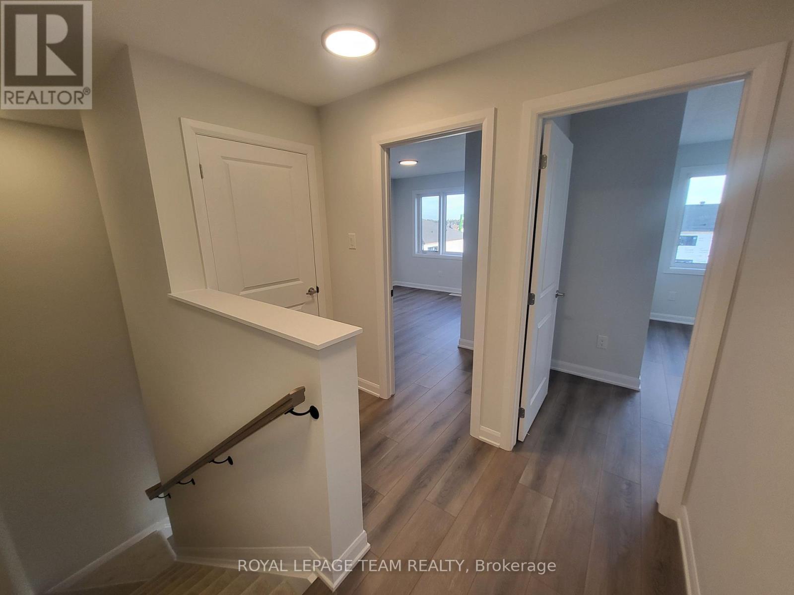 22 - 801 Glenroy Gilbert Drive, Ottawa, Ontario  K2J 5R6 - Photo 7 - X12470925