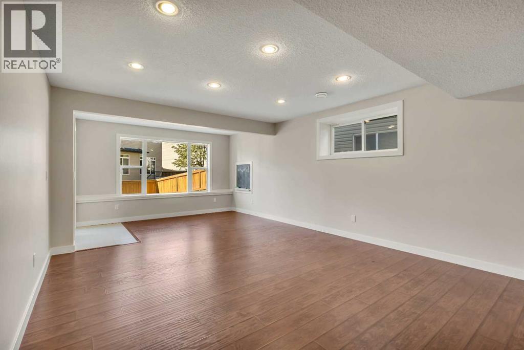 1544 Panatella Boulevard Nw, Calgary, Alberta  T3K 0W3 - Photo 45 - A2249706