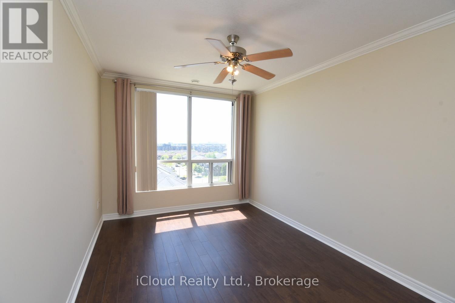 713 - 1998 Ironstone Drive, Burlington, Ontario  L7L 7P7 - Photo 14 - W12370474