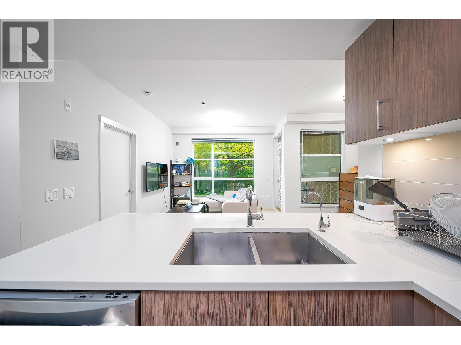 101 5981 Gray Avenue, Vancouver, British Columbia  V6S 0G1 - Photo 8 - R3058937