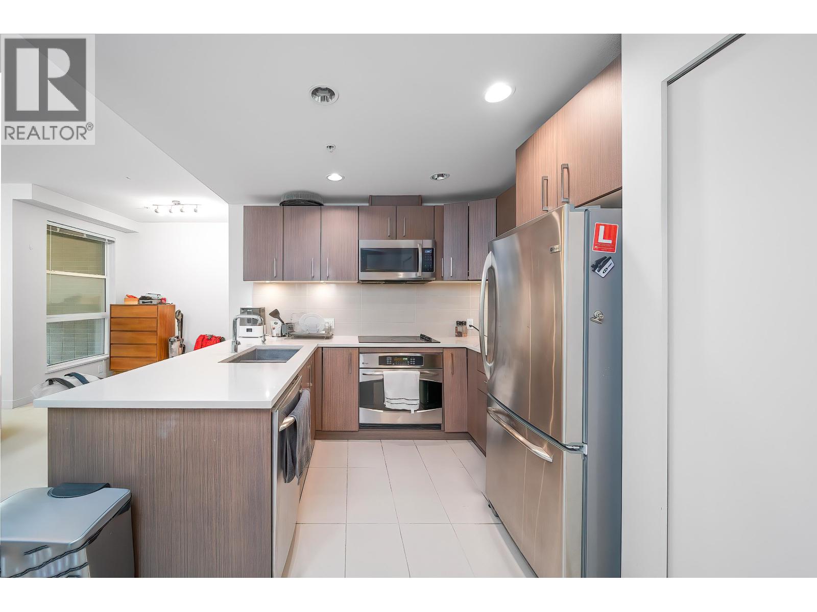 101 5981 Gray Avenue, Vancouver, British Columbia  V6S 0G1 - Photo 4 - R3058937