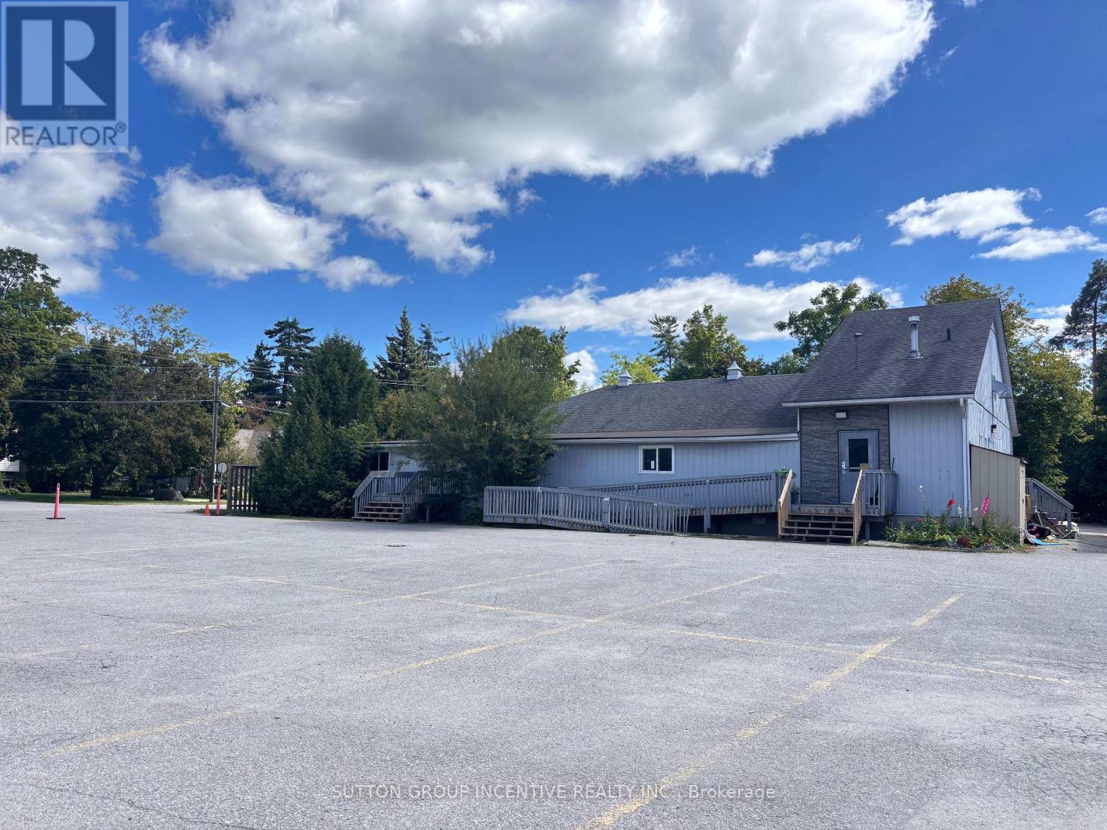 2044 25 SIDE ROAD, Innisfil, Ontario