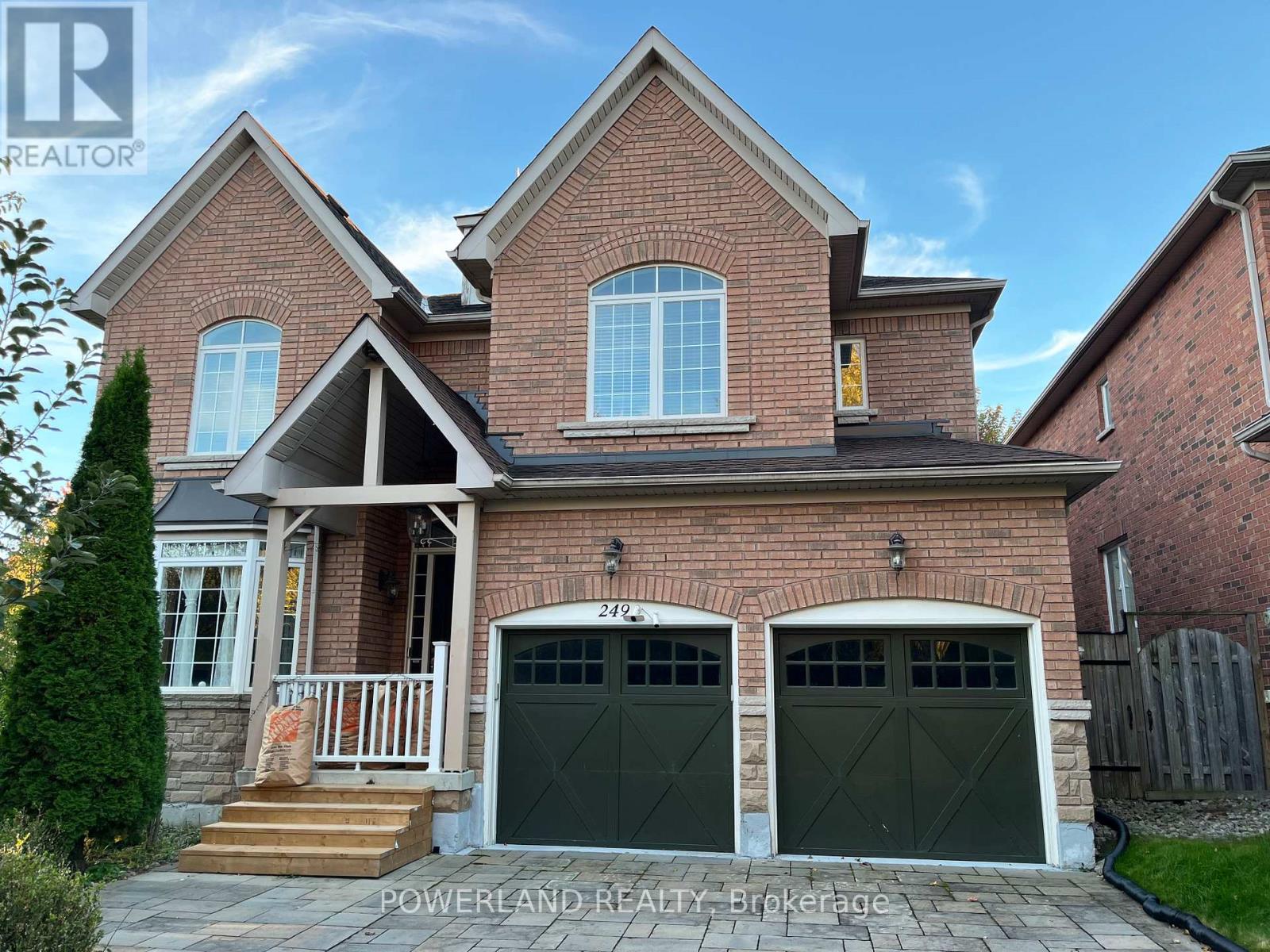 249 KENNEDY STREET W, Aurora, Ontario