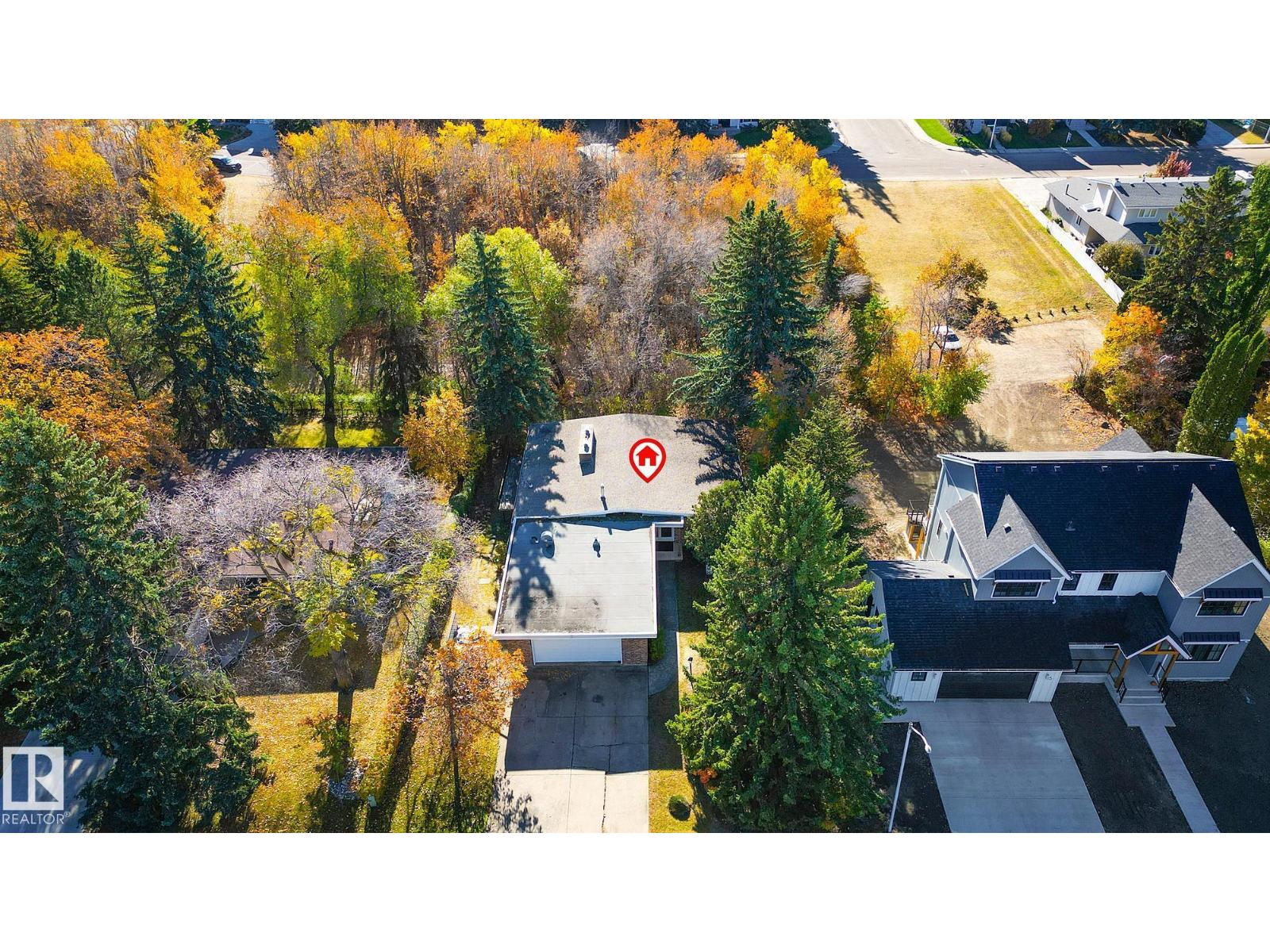 13 Valleyview Cr Nw, Edmonton, Alberta  T5R 5S5 - Photo 2 - E4462757