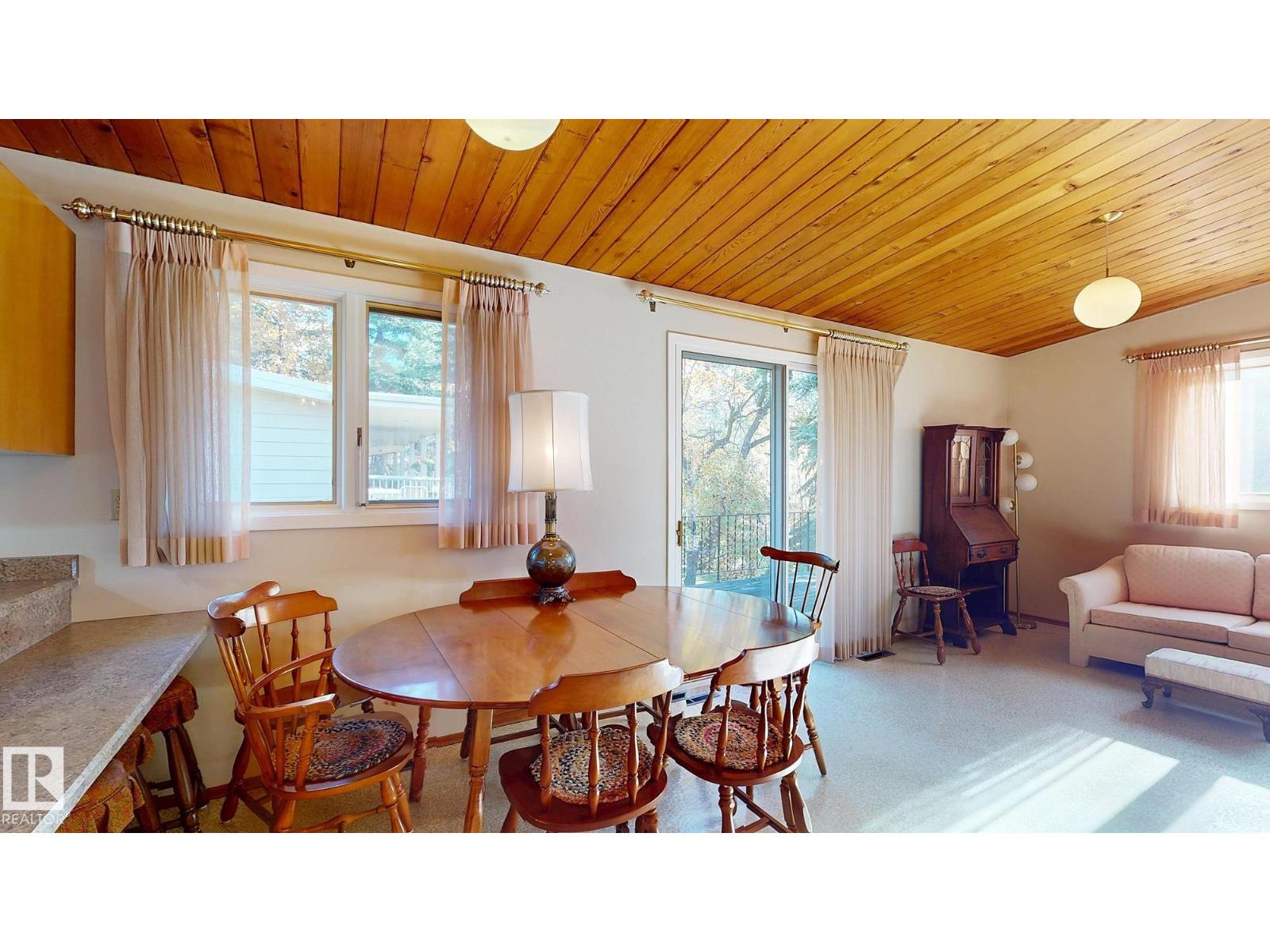 13 Valleyview Cr Nw, Edmonton, Alberta  T5R 5S5 - Photo 27 - E4462757