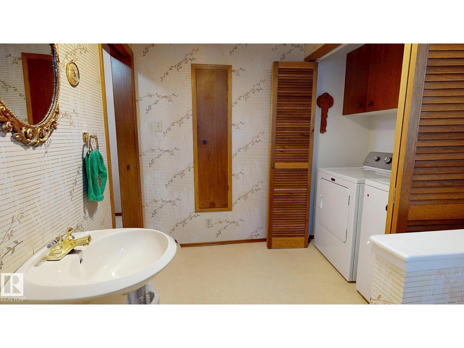 13 Valleyview Cr Nw, Edmonton, Alberta  T5R 5S5 - Photo 28 - E4462757