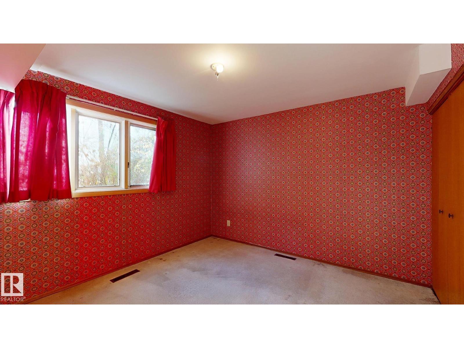 13 Valleyview Cr Nw, Edmonton, Alberta  T5R 5S5 - Photo 34 - E4462757