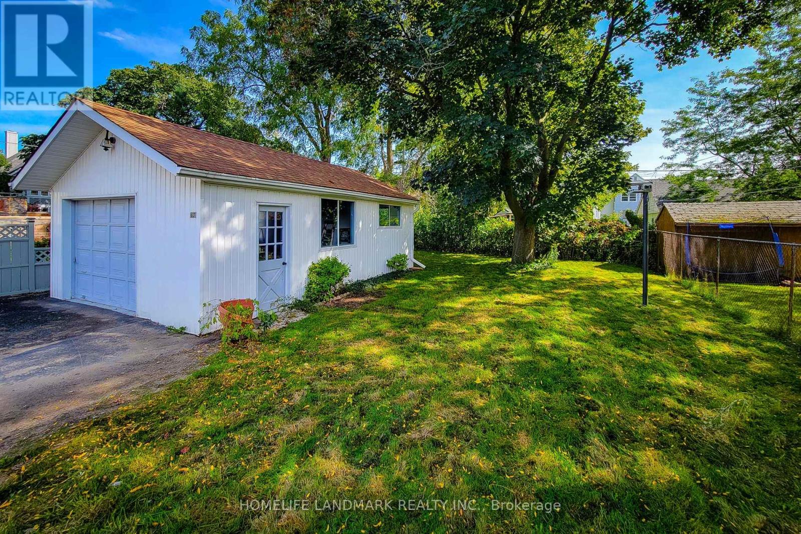 75 Bayview Drive, St. Catharines, Ontario  L2N 4Y7 - Photo 24 - X12470915