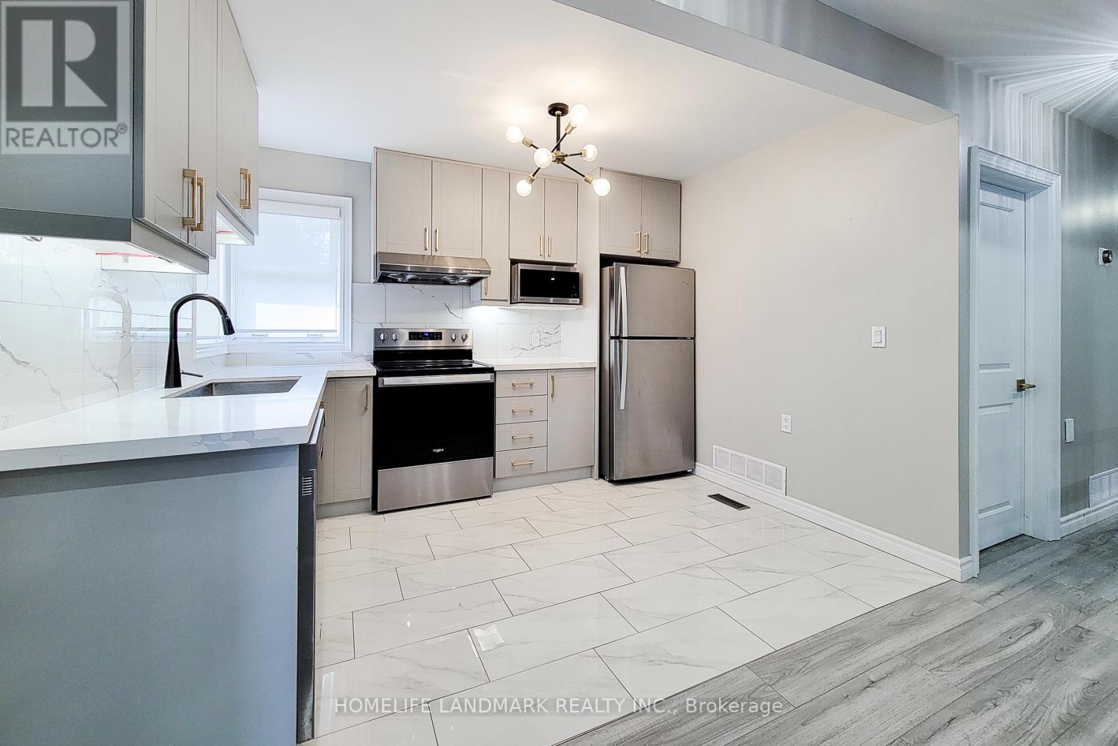 Upper - 75 Bayview Drive, St. Catharines, Ontario  L2N 4Y7 - Photo 26 - X12470916
