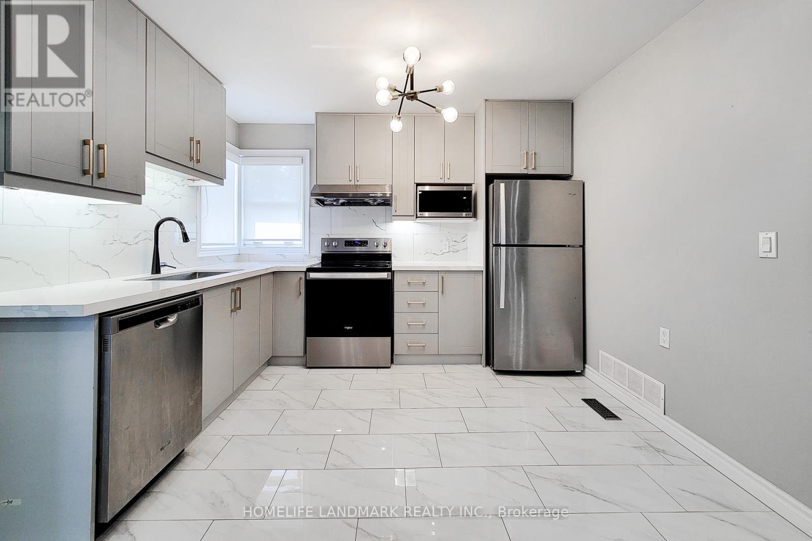 Upper - 75 Bayview Drive, St. Catharines, Ontario  L2N 4Y7 - Photo 27 - X12470916