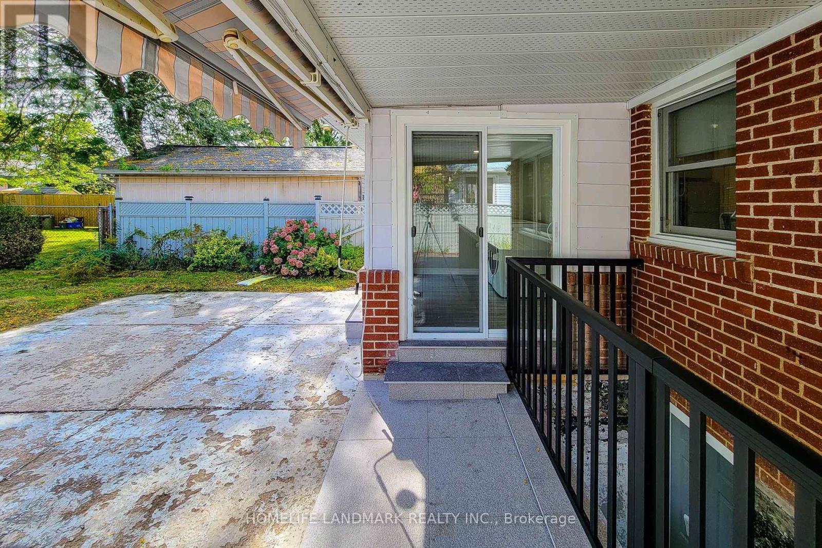 Upper - 75 Bayview Drive, St. Catharines, Ontario  L2N 4Y7 - Photo 33 - X12470916