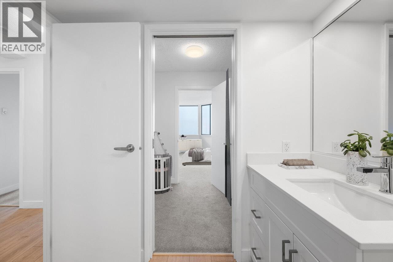 2104 6540 Burlington Avenue, Burnaby, British Columbia  V5H 3M7 - Photo 15 - R3059851