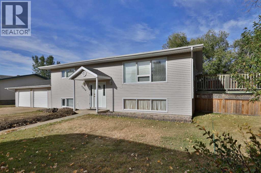 5226 52 Street, Daysland, Alberta  T0B 1A0 - Photo 1 - A2259572