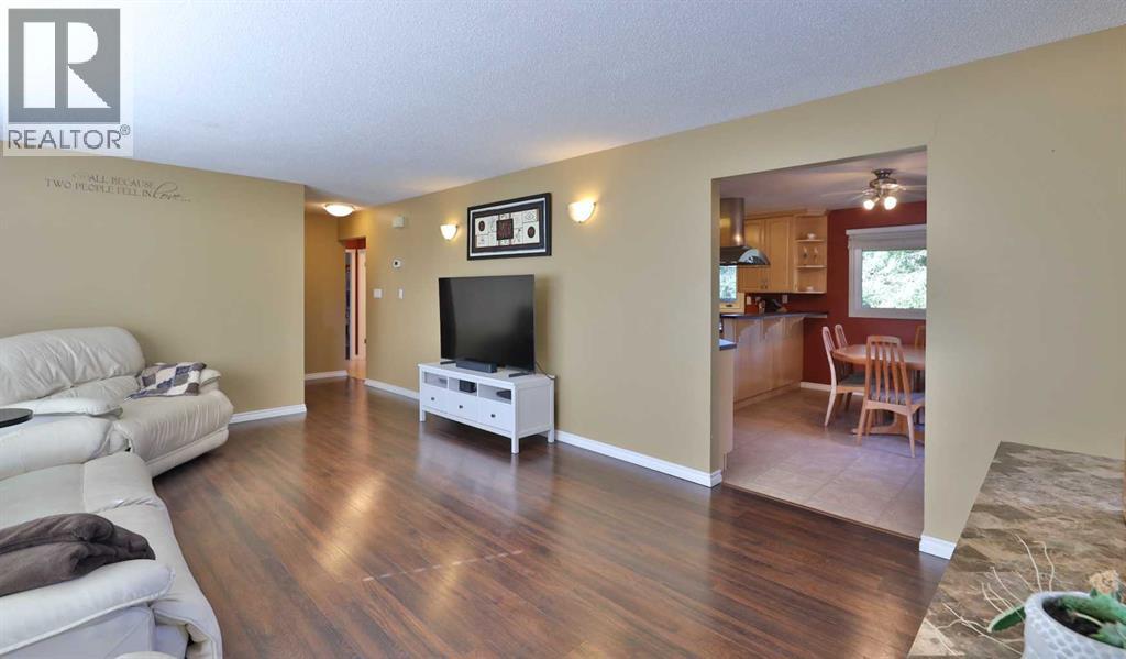 5226 52 Street, Daysland, Alberta  T0B 1A0 - Photo 10 - A2259572