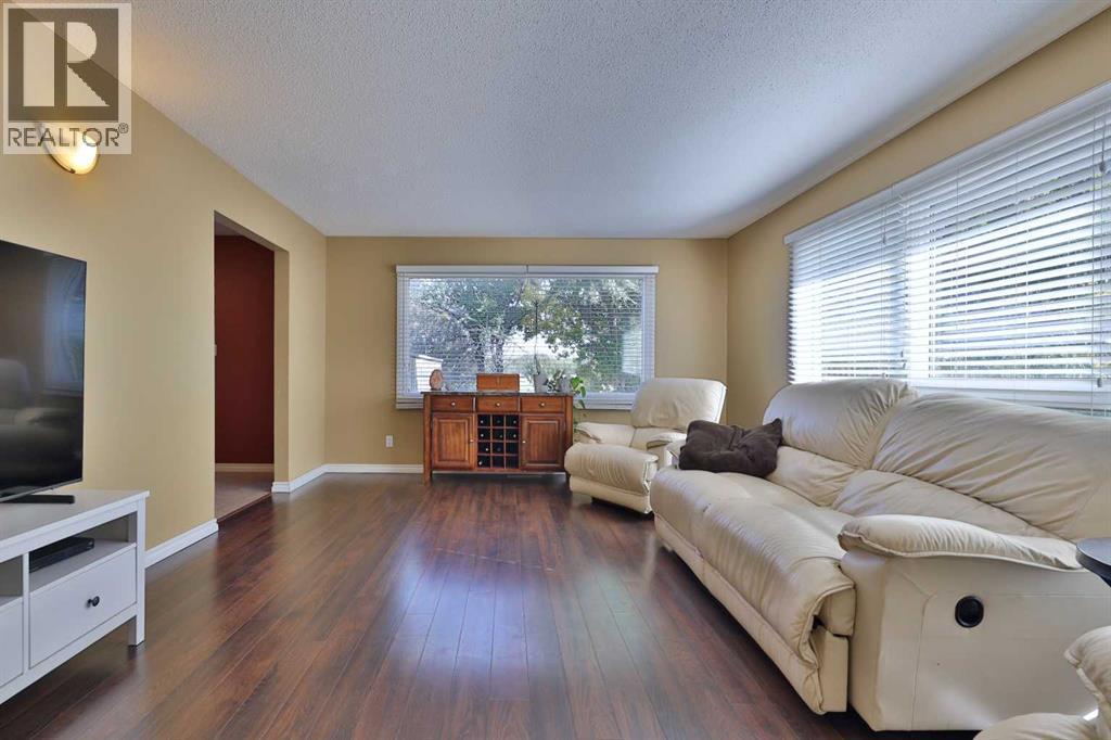 5226 52 Street, Daysland, Alberta  T0B 1A0 - Photo 12 - A2259572