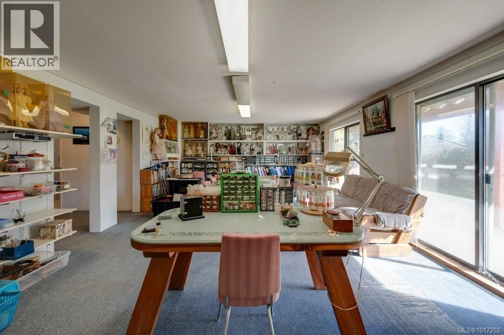 2983 Northwest Bay Rd, Nanoose Bay, British Columbia  V9P 9J9 - Photo 41 - 1017202