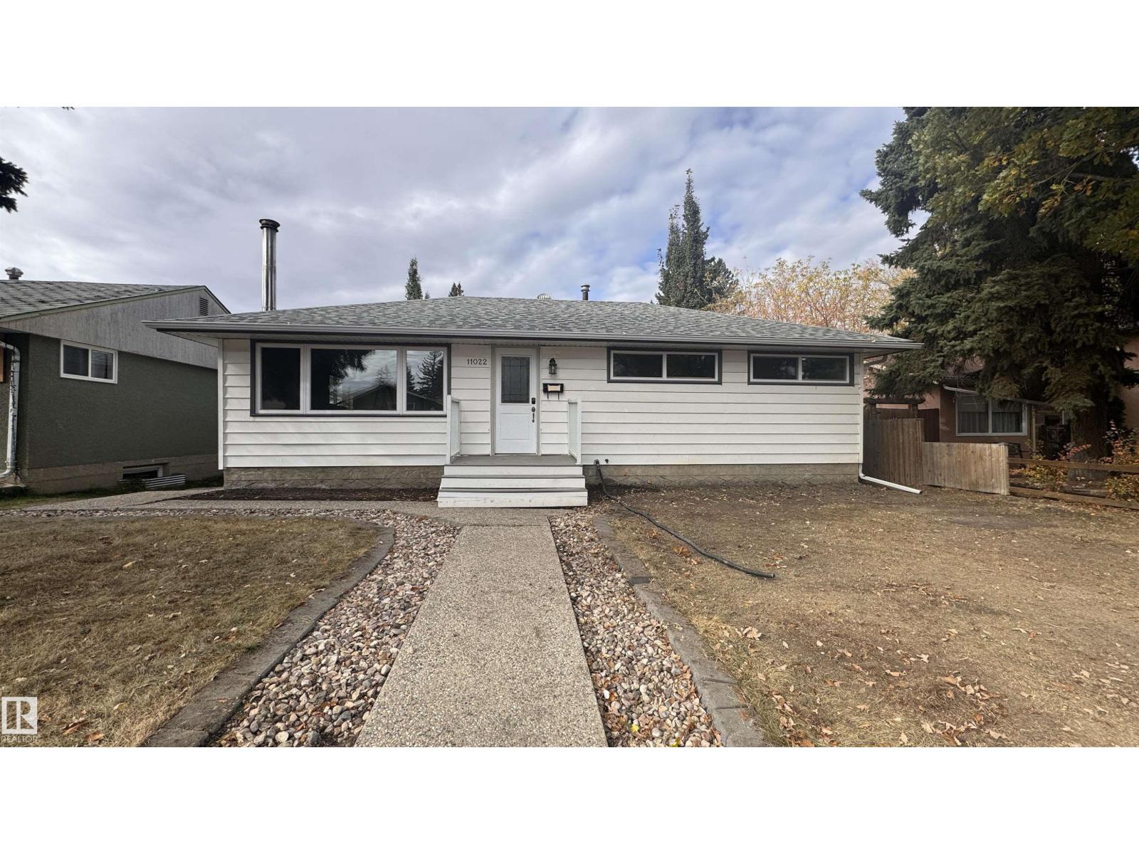 11022 160A ST NW, Edmonton, Alberta