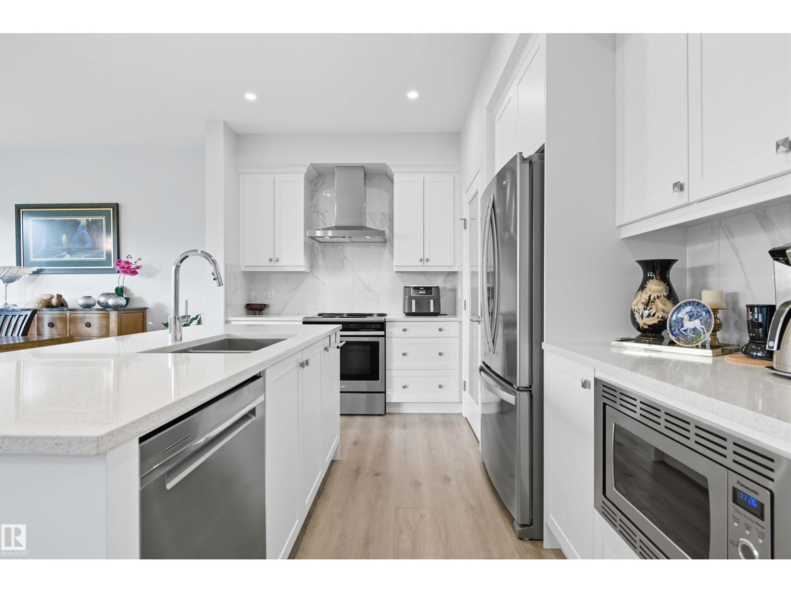 2631 Donaghey Cr Sw, Edmonton, Alberta  T6W 4T2 - Photo 2 - E4462008