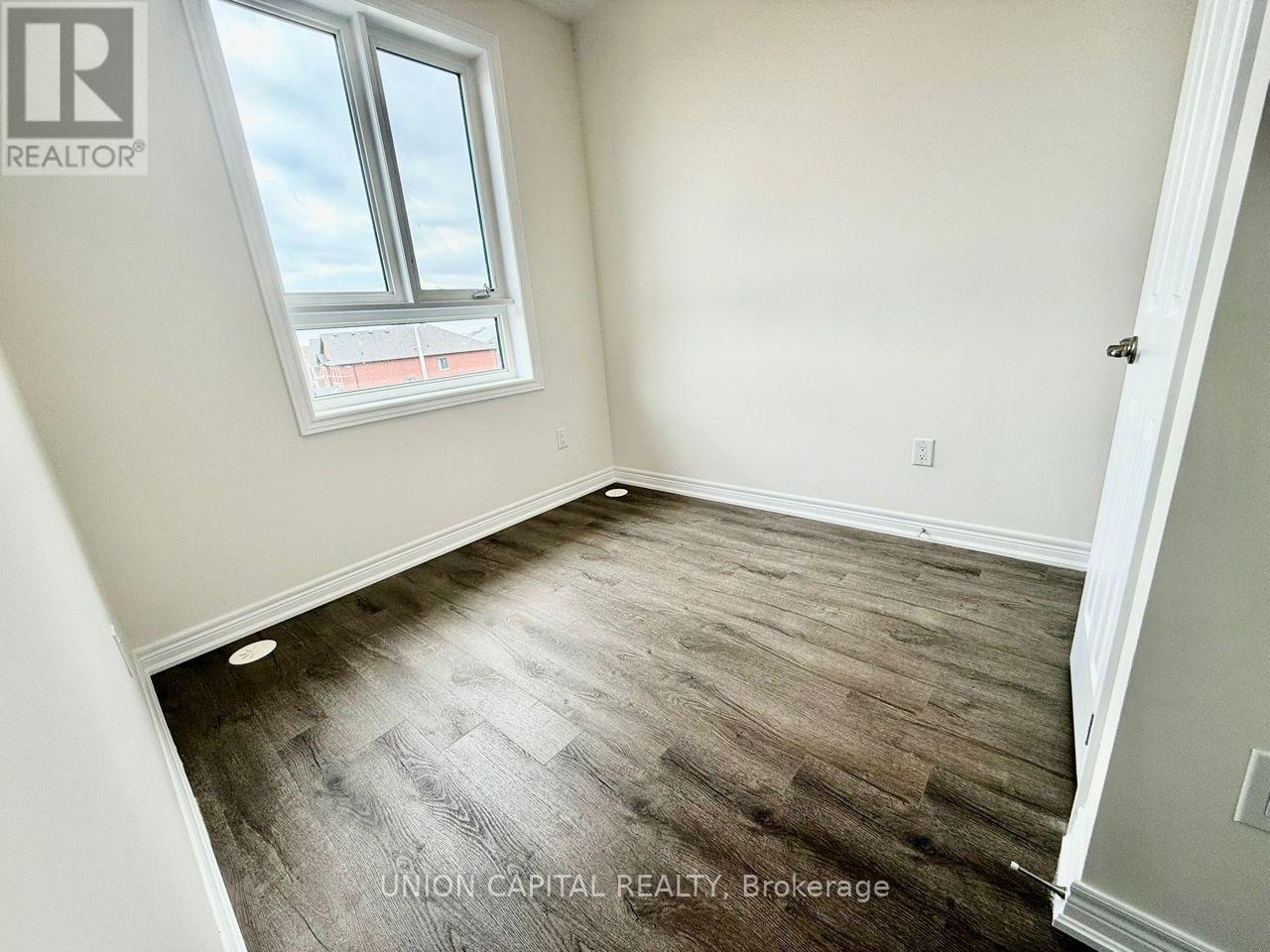 22 Robert Eaton Avenue, Markham, Ontario  L3S 0G3 - Photo 13 - N12470932