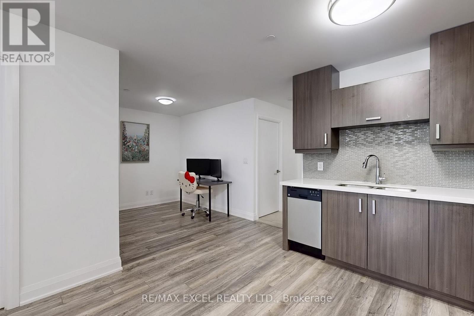 207 - 18 Uptown Drive, Markham, Ontario  L3R 5M5 - Photo 16 - N12470940