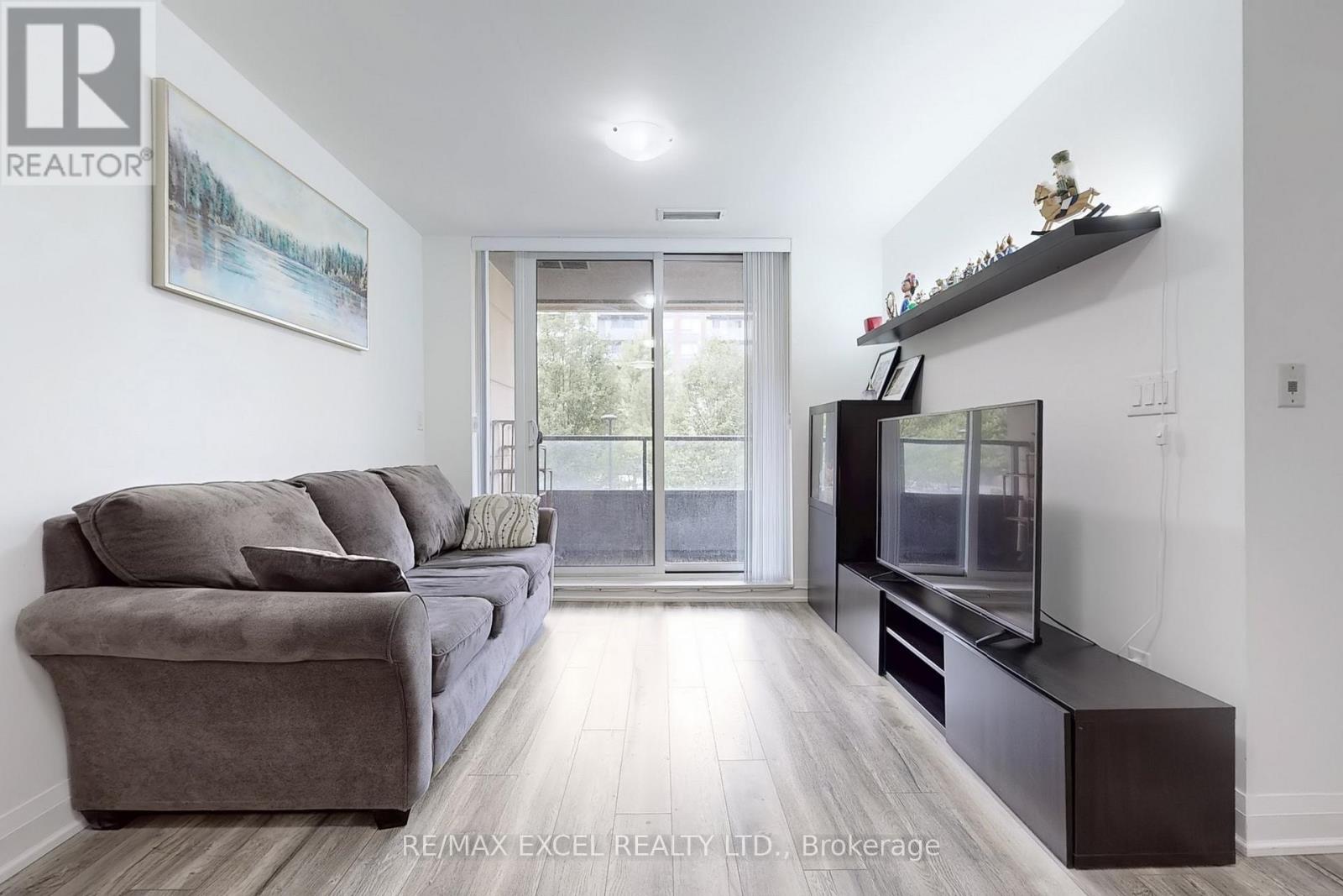 207 - 18 Uptown Drive, Markham, Ontario  L3R 5M5 - Photo 8 - N12470940