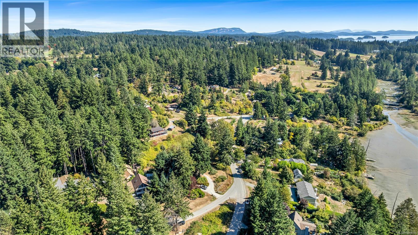 107 Pine Pl, Salt Spring, British Columbia  V8K 2N4 - Photo 27 - 1013918