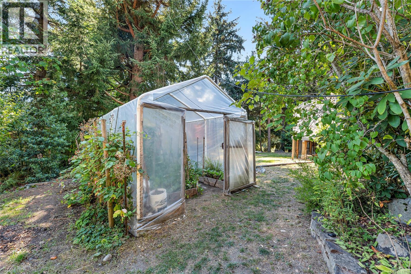 107 Pine Pl, Salt Spring, British Columbia  V8K 2N4 - Photo 17 - 1013918