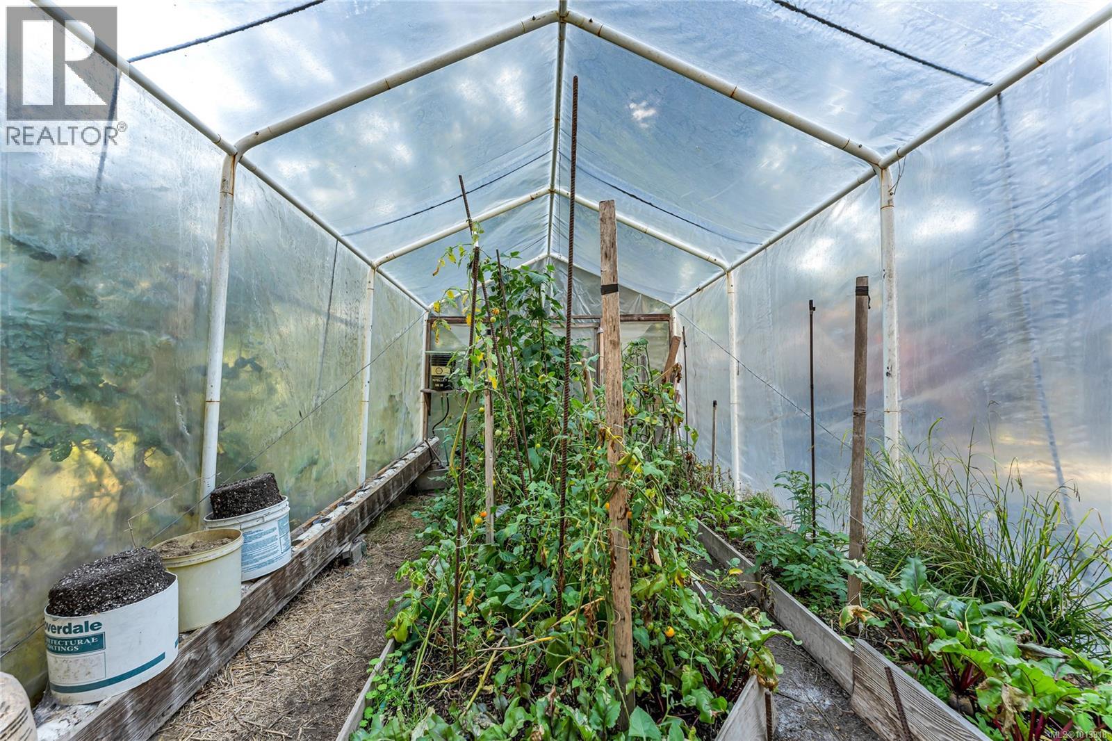 107 Pine Pl, Salt Spring, British Columbia  V8K 2N4 - Photo 18 - 1013918