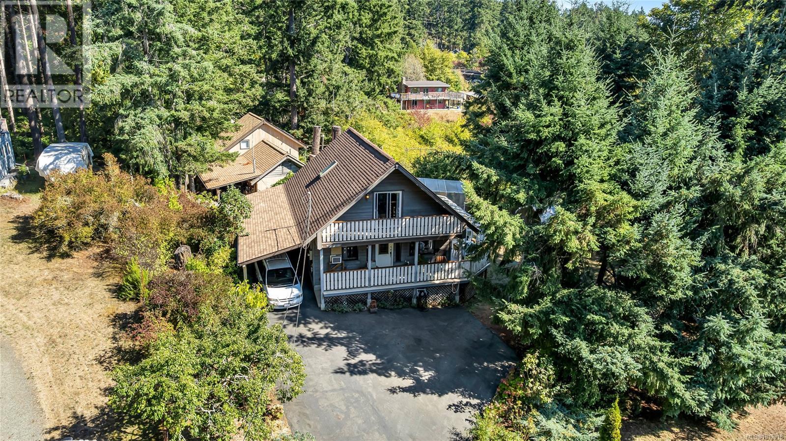 107 Pine Pl, Salt Spring, British Columbia  V8K 2N4 - Photo 1 - 1013918