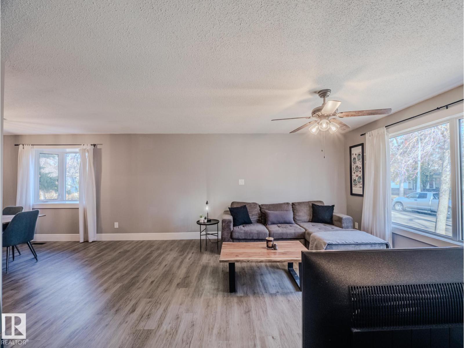 11 Falcon Cr, St. Albert, Alberta  T8N 1T9 - Photo 10 - E4462758