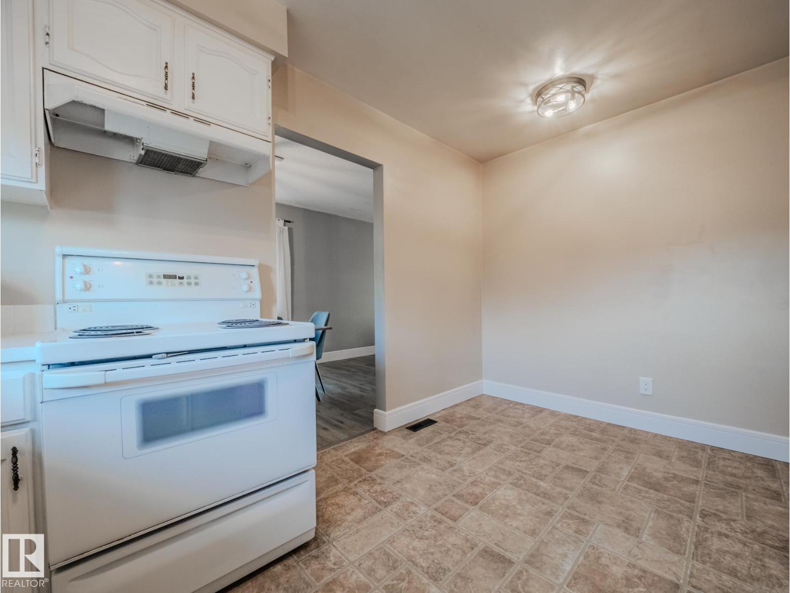 11 Falcon Cr, St. Albert, Alberta  T8N 1T9 - Photo 20 - E4462758