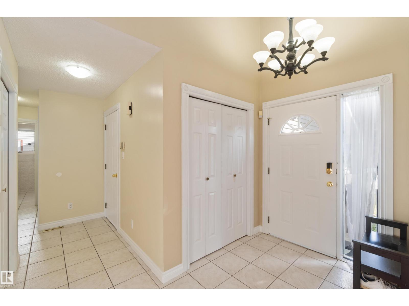 18204 61 Av Nw, Edmonton, Alberta  T6M 1T5 - Photo 5 - E4462759