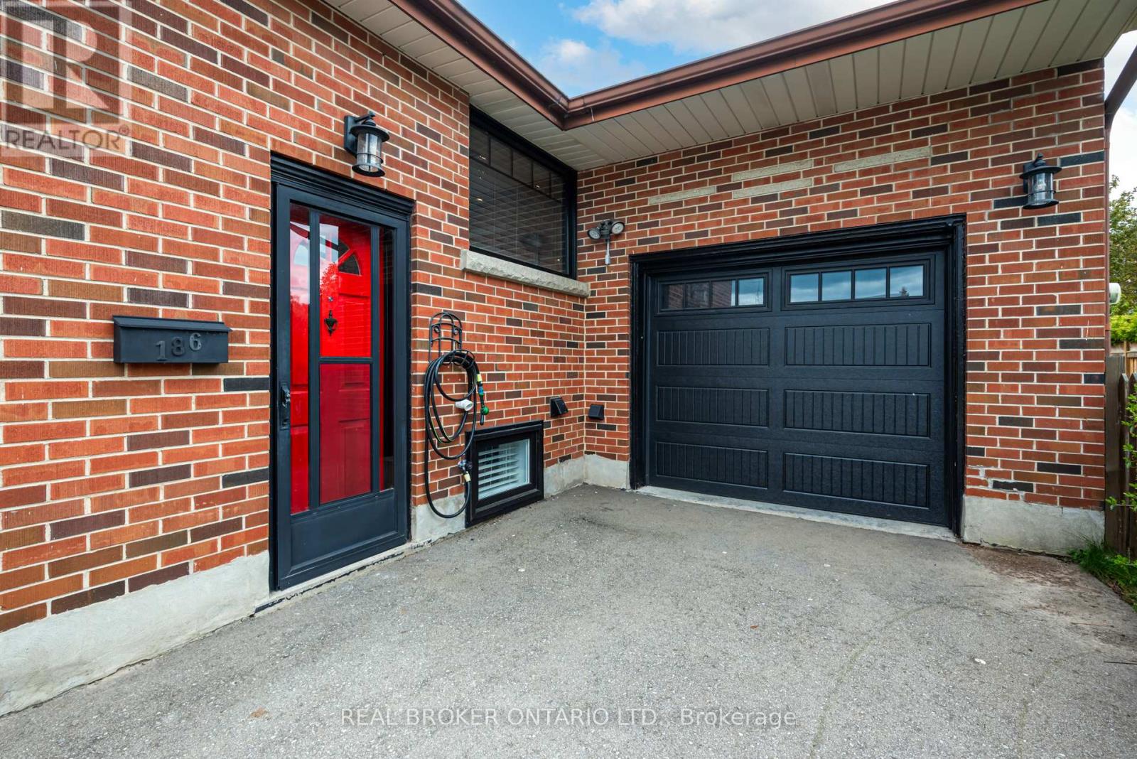 LOWER - 186 JEFFREY AVENUE, Halton Hills, Ontario