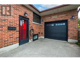 LOWER - 186 JEFFREY AVENUE