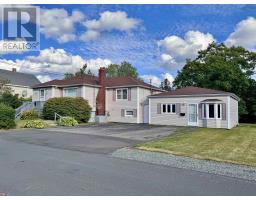 163 Upper McLean Street