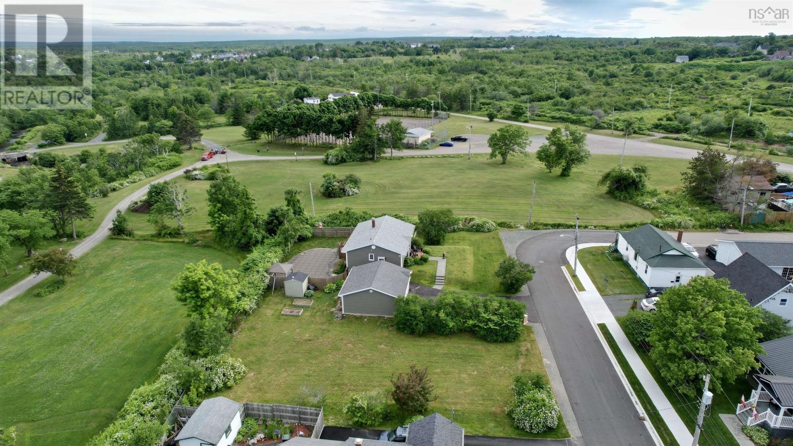 163 Upper Mclean Street, Glace Bay, Nova Scotia  B1A 2L4 - Photo 36 - 202519073