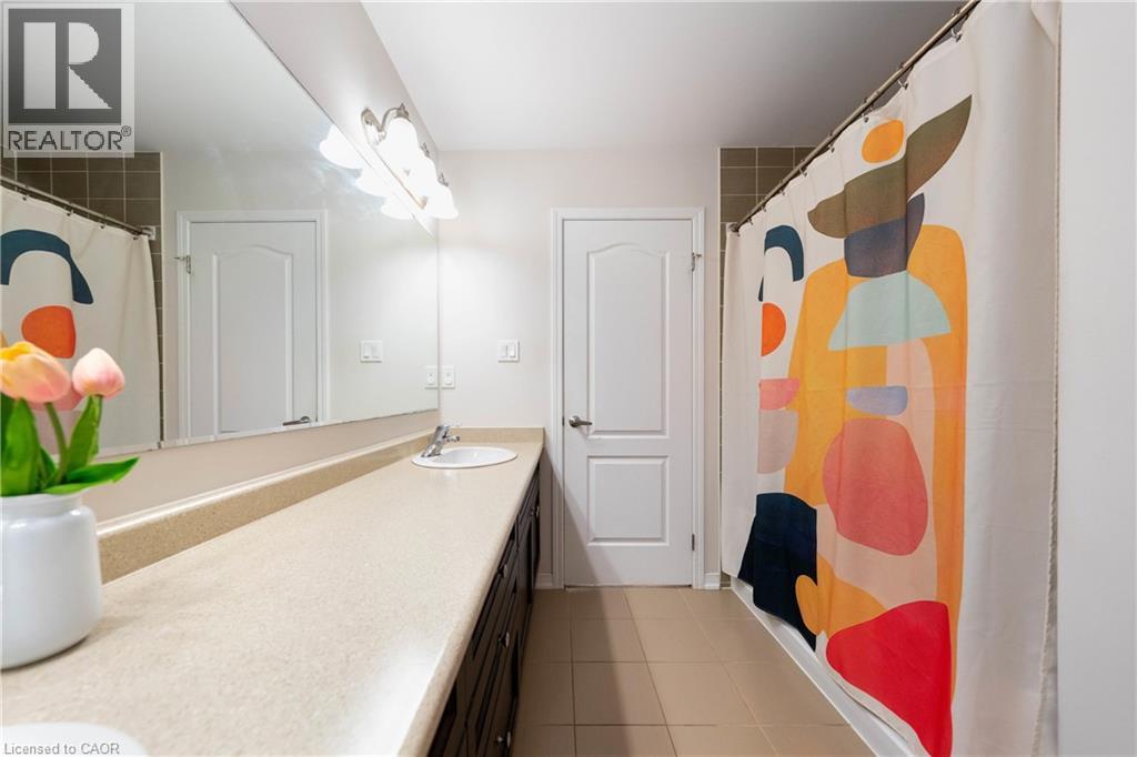 335 Falling Green Crescent, Kitchener, Ontario  N2R 0G4 - Photo 32 - 40779088