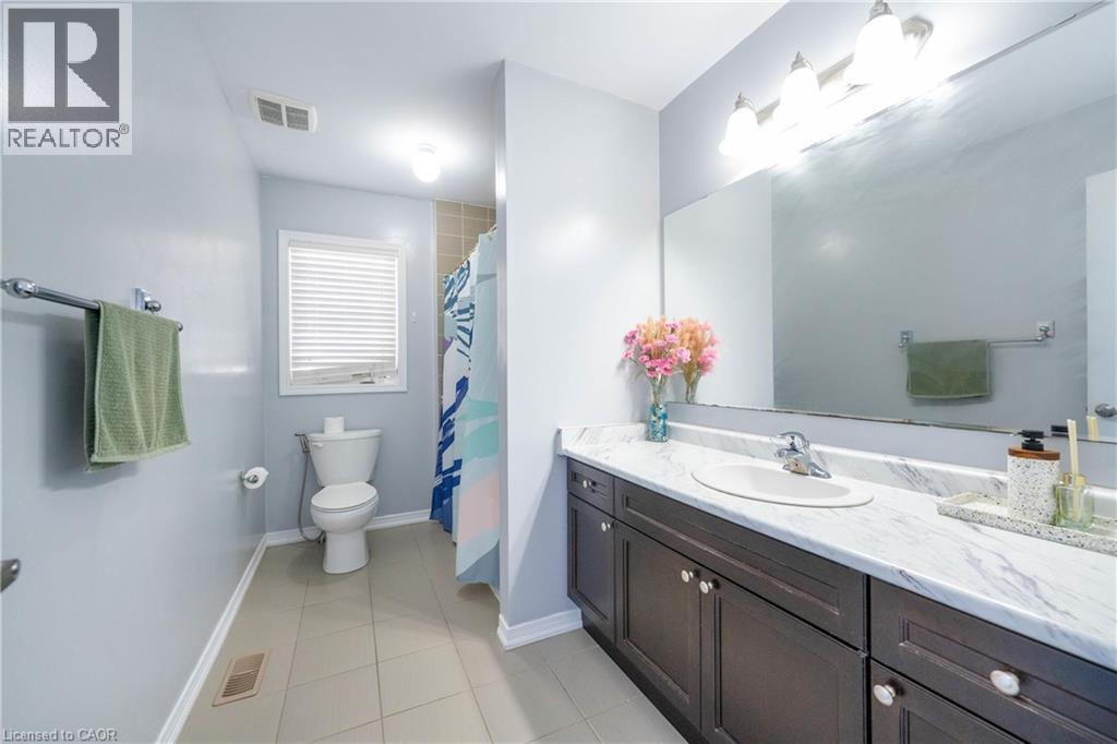 335 Falling Green Crescent, Kitchener, Ontario  N2R 0G4 - Photo 27 - 40779088