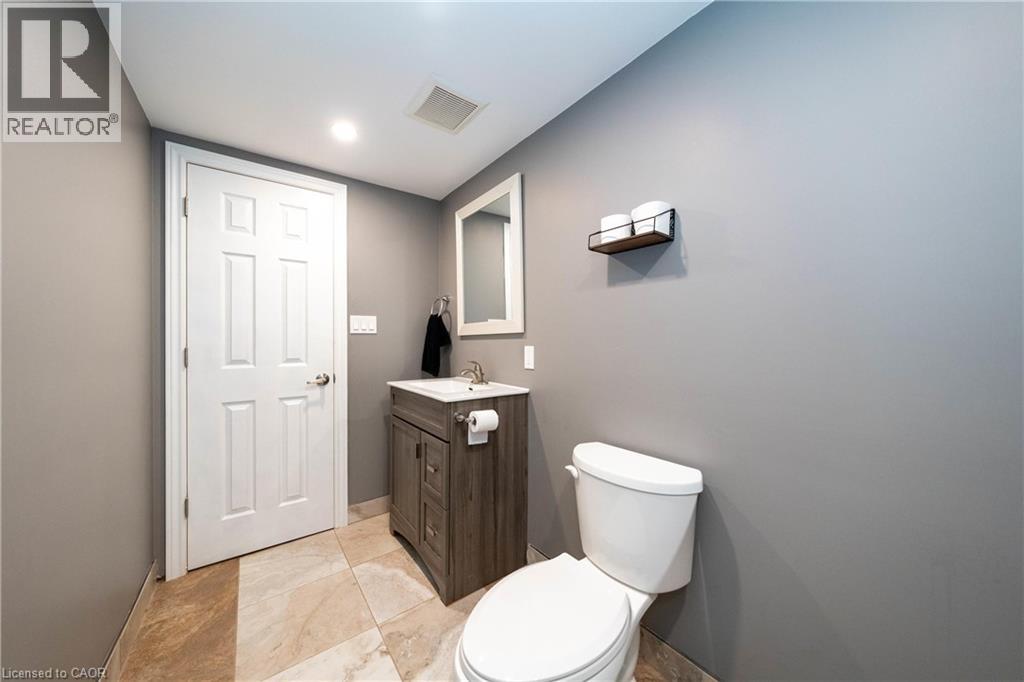 335 Falling Green Crescent, Kitchener, Ontario  N2R 0G4 - Photo 45 - 40779088