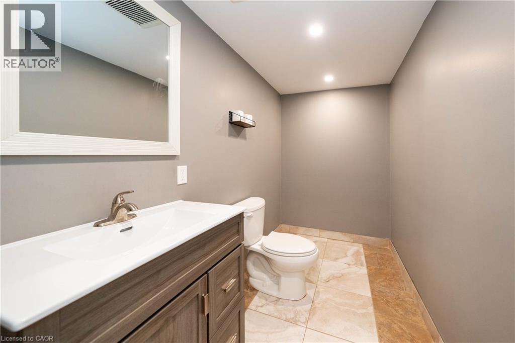 335 Falling Green Crescent, Kitchener, Ontario  N2R 0G4 - Photo 46 - 40779088