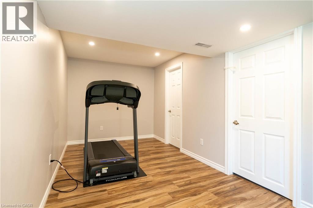 335 Falling Green Crescent, Kitchener, Ontario  N2R 0G4 - Photo 47 - 40779088
