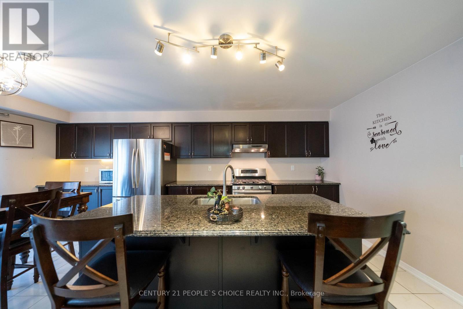 335 Falling Green Crescent, Kitchener, Ontario  N2R 0G4 - Photo 15 - X12467200
